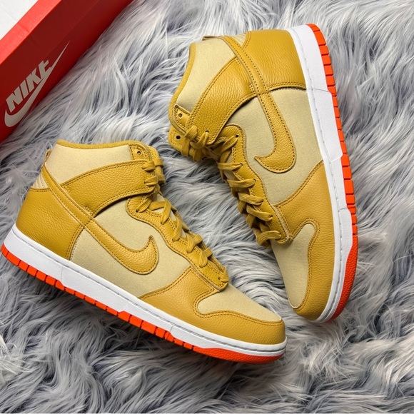 Nike Dunk High Retro PRM - Picture 2 of 5